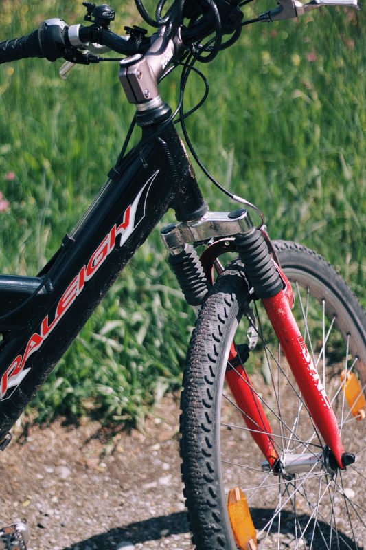 bicycle-5178791_1280-533x800